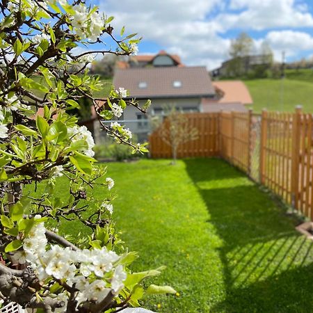 Naturnahe Familienwohnung Ruschegg Экстерьер фото